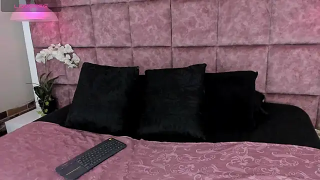 Ely09  online show from 11-11-25, 09:15