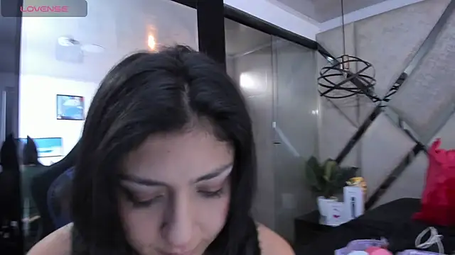 Ely09  online show from 04-28-26, 09:09