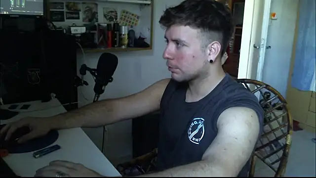 ferrari1996 online show from 09-09-25, 06:07