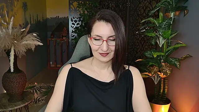 Snapshot of UnaTerra chatting on 01-17-26, 09:36 UnaTerra online show from 01-17-26, 09:36