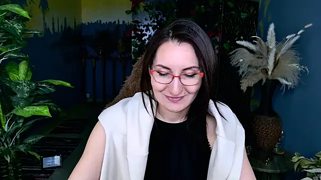 Snapshot of UnaTerra chatting on 03-23-26, 05:33 UnaTerra online show from 03-23-26, 05:33