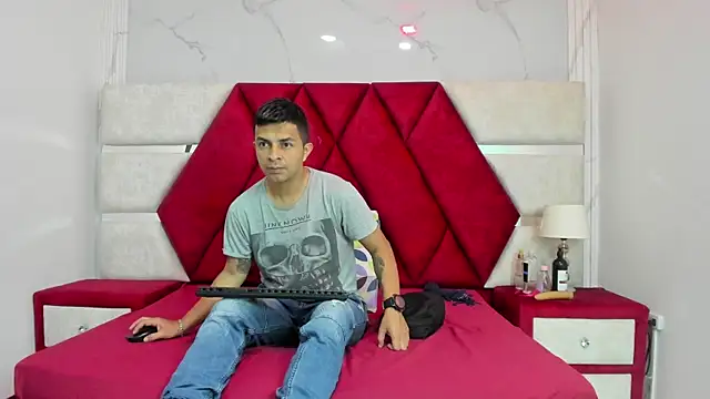 Kity spiderr online show from 04-04-26, 12:24