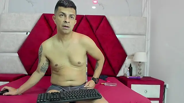 Kity spiderr online show from 04-10-26, 12:43