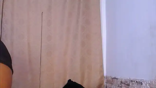 Snapshot of Bicky_24 chatting on 06-05-26, 10:37 Bicky 24 online show from 06-05-26, 10:37