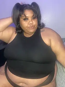 Snapshot of BlaxicanaMami chatting on 09-22-25, 05:31 BlaxicanaMami online show from 09-22-25, 05:31