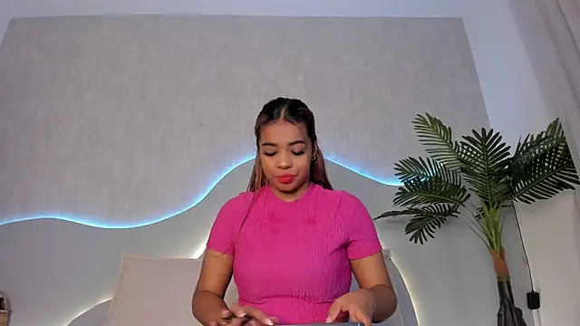 CannelaSmith online show from 04-07-26, 07:36