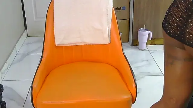 Sultry Booty online show from 11-23-25, 05:07