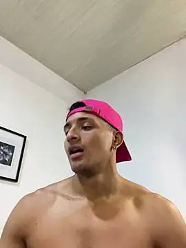Snapshot of Smith_Fitness chatting on 04-30-26, 03:51 Smith Fitness online show from 04-30-26, 03:51