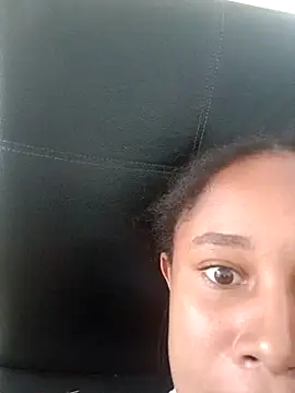 MoniqueMulberry online show from 11-04-25, 07:24