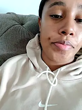 MoniqueMulberry online show from 12-02-25, 07:31