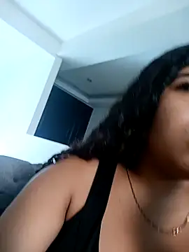 MadissonRizz online show from 11-10-25, 07:57