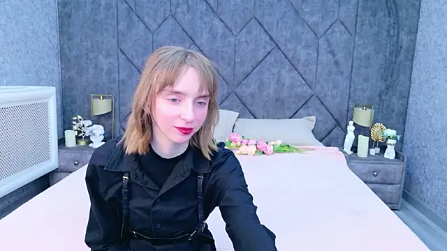 Beverly Gomes online show from 04-21-26, 05:14