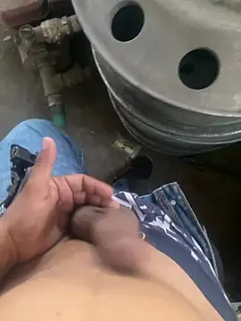 Chico031289 online show from 04-24-26, 11:51