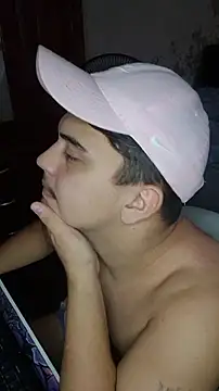 Snapshot of Yunan00 chatting on 03-06-26, 04:14 Yunan00 online show from 03-06-26, 04:14