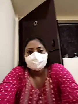 Snapshot of Kajal-baby07 chatting on 09-17-25, 04:19 Kajal-baby07 online show from 09-17-25, 04:19