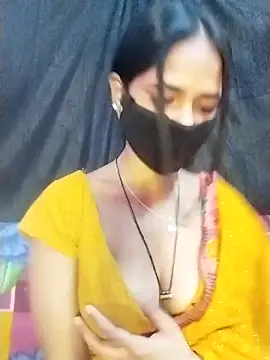 Snapshot of Bhabhilux2025 chatting on 02-10-26, 06:39 Bhabhilux2025 online show from 02-10-26, 06:39