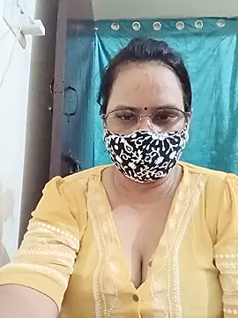 Snapshot of Your-vipasha chatting on 06-11-26, 05:55 Your-vipasha online show from 06-11-26, 05:55