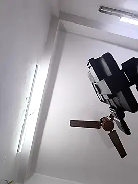 malhotra21 online show from 03-05-26, 08:54