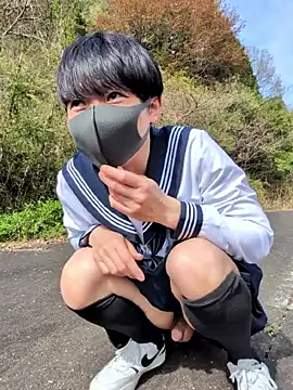 Snapshot of shin_brief chatting on 04-06-26, 05:19 shin brief online show from 04-06-26, 05:19