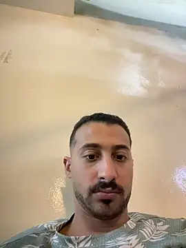 Hehjehjeqll online show from 05-15-26, 02:29