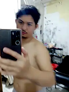 Snapshot of cuteipinoy chatting on 10-18-25, 08:37 cuteipinoy online show from 10-18-25, 08:37