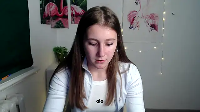 Milka kamila online show from 09-30-25, 11:48