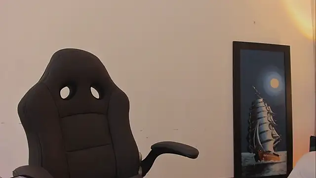 AnnaraLein online show from 12-02-25, 01:00