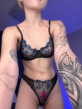 Elven Elfie online show from 11-01-25, 05:09