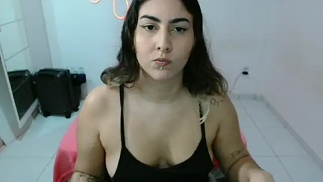 ApenasLys online show from 11-08-25, 01:39