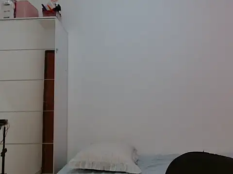 ApenasLys online show from 07-15-26, 01:55