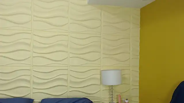 SophiaBloss online show from 09-23-25, 03:31