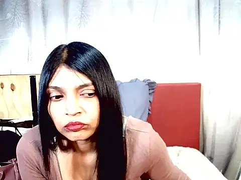 Snapshot of IndianAlisha chatting on 10-28-25, 05:37 IndianAlisha online show from 10-28-25, 05:37