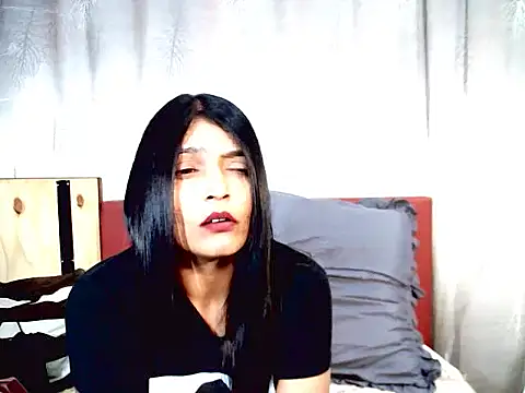 Snapshot of IndianAlisha chatting on 12-05-25, 06:15 IndianAlisha online show from 12-05-25, 06:15