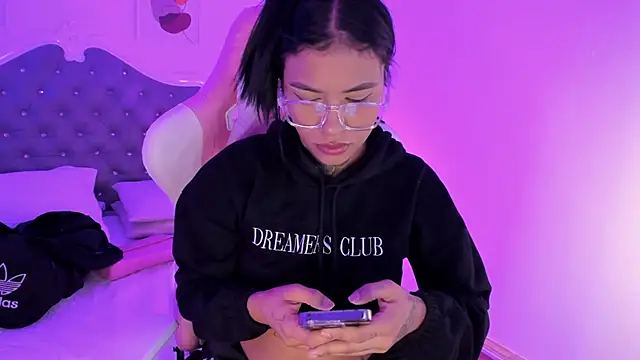  Sharloth  online show from 09-22-25, 01:35