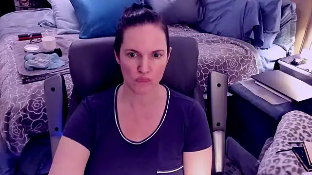 ninajaymes online show from 12-28-24, 11:05