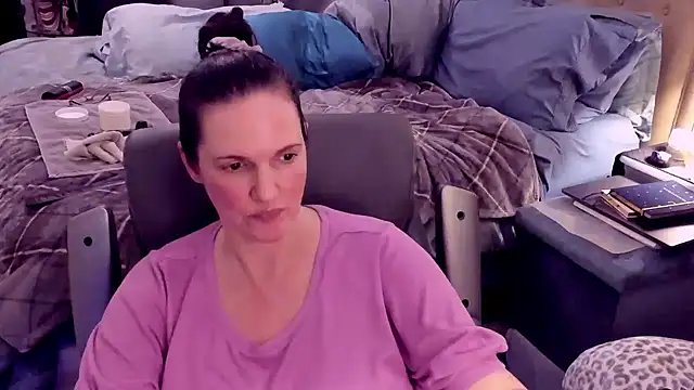 ninajaymes online show from 01-04-25, 07:03