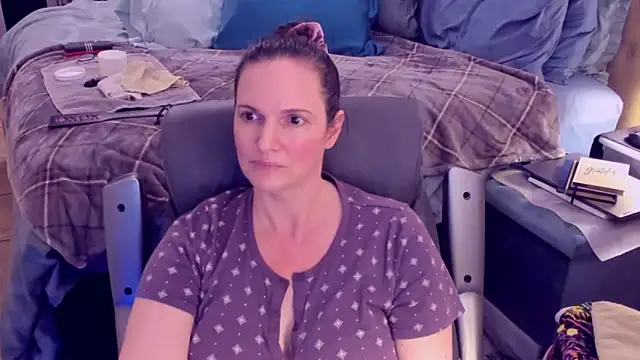 ninajaymes online show from 01-17-25, 08:45