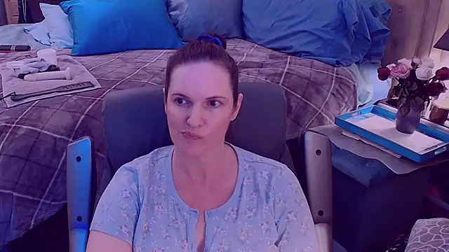 ninajaymes online show from 02-10-25, 01:57