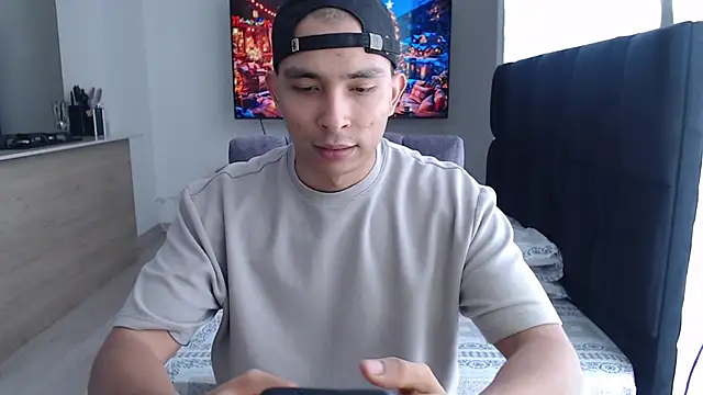 Auron Demon01 online show from 12-14-25, 06:34