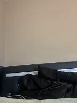 Snapshot of sexcamberts_999 chatting on 10-11-25, 04:22 sexcamberts 999 online show from 10-11-25, 04:22