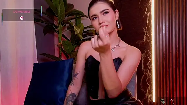 Snapshot of La_Diabla_111_ chatting on 10-02-25, 07:32 La Diabla 111  online show from 10-02-25, 07:32