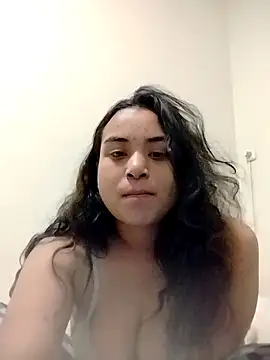 SoakedUpKitty- online show from 11-25-25, 04:01