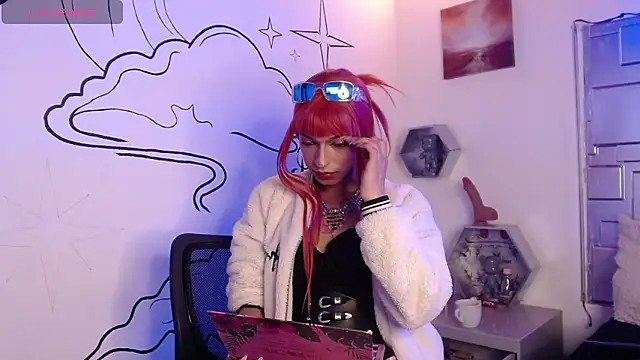 Trinity Knox online show from 10-25-25, 04:24