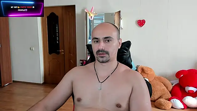 Snapshot of Gri_SH chatting on 09-13-25, 10:37 Gri SH online show from 09-13-25, 10:37