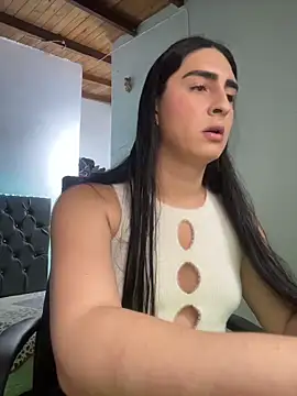 lola diez online show from 04-06-26, 10:00