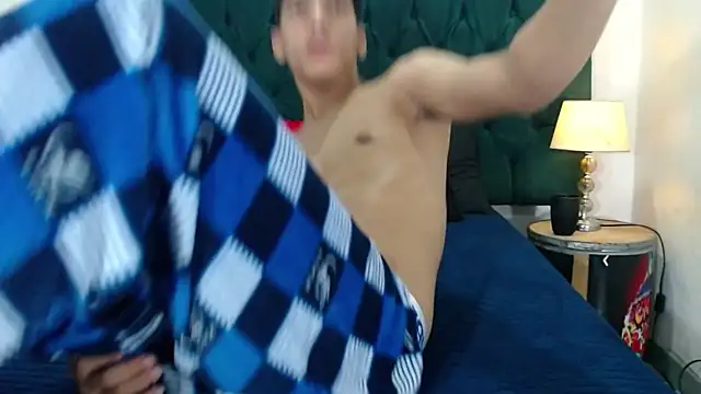 Ariatnaanddilan online show from 12-19-25, 09:55