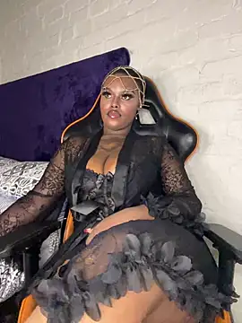 QUEEN NOBUHLE 777 online show from 03-26-26, 10:48