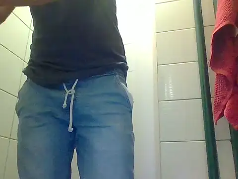 Snapshot of boytwink7 chatting on 07-12-26, 02:52 boytwink7 online show from 07-12-26, 02:52