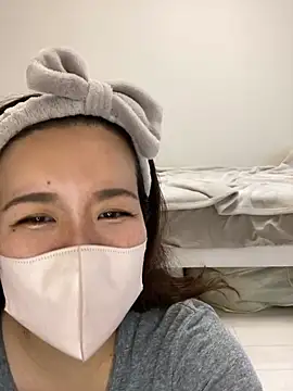 NATSUMI00 online show from 10-20-25, 05:52