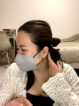 NATSUMI00 online show from 11-08-25, 03:34